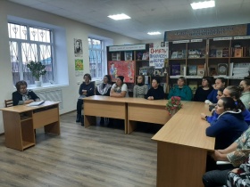 Любовью матери мир прекрасен