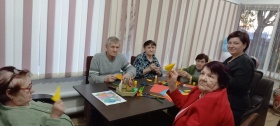 Сказка-ложь, да в ней намек…