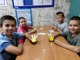 Мы семья, а это значит- справимся с любой задачей