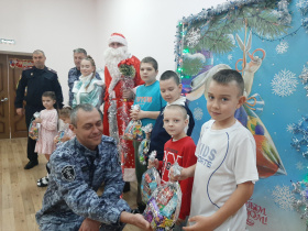 Серпантин новогодних сюрпризов