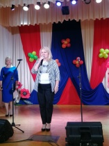 Праздник тех, кто осень жизни, не бранясь, благословил…