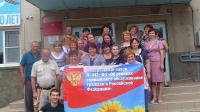 Чтобы окружающий мир улыбался Вам, необходимо его сделать таким.