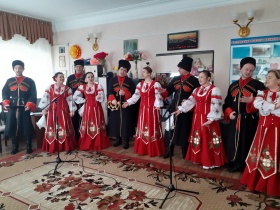 С добром, любовью и весной
