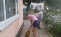 И трудиться нам не лень
